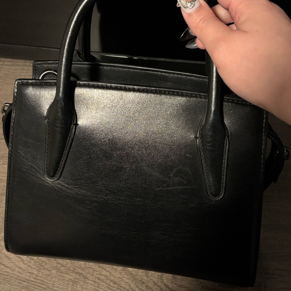 Coach Andrea Carryall Crossbody Bag - Picture 2 of 8